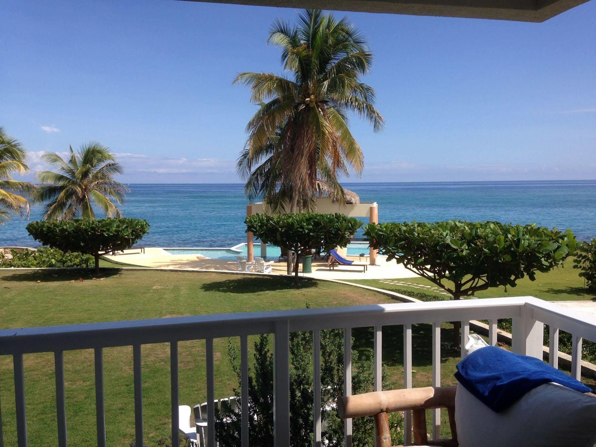 Whispering Seas Jamaica Appartement Ocho Rios Buitenkant foto